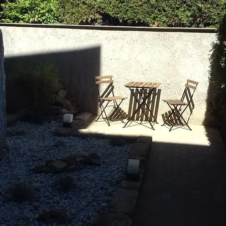 Lehmann Guest house 3*