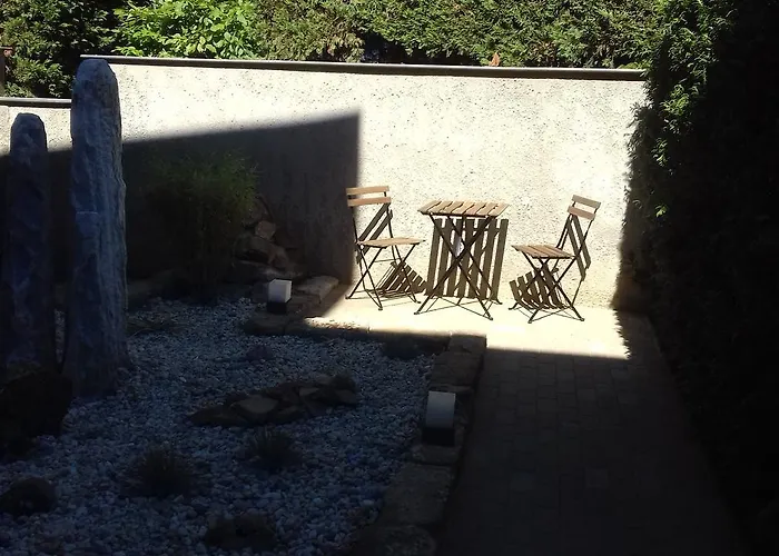 Lehmann Pensión 3*